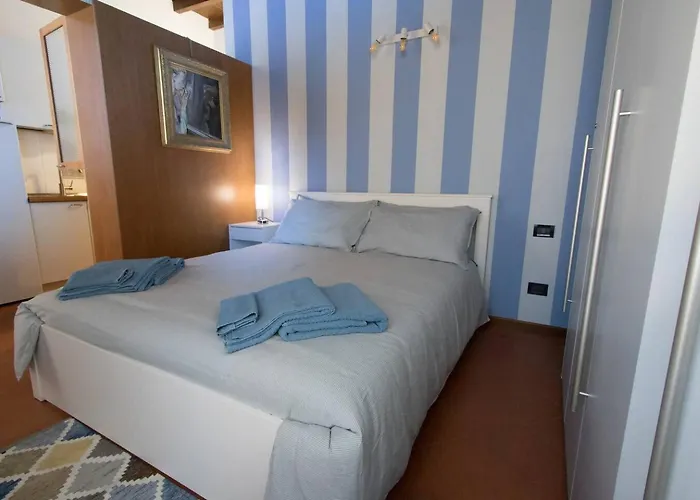 La Piazzetta * Cento (Emilia-Romagna)